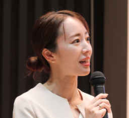新城 由貴さん
