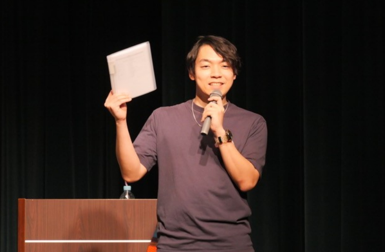 伊沢さん講義中